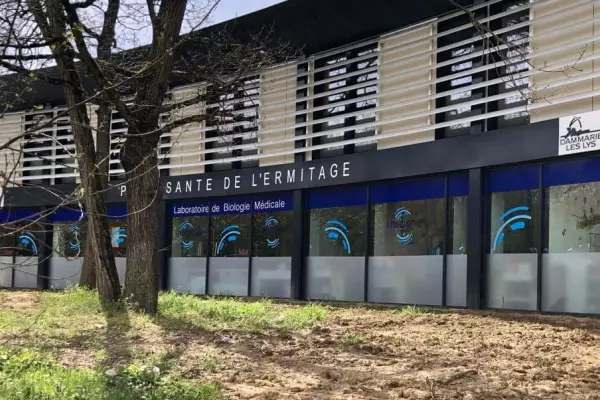 Adhésif dépoli personnalisé pour vitres et vitrines image 3