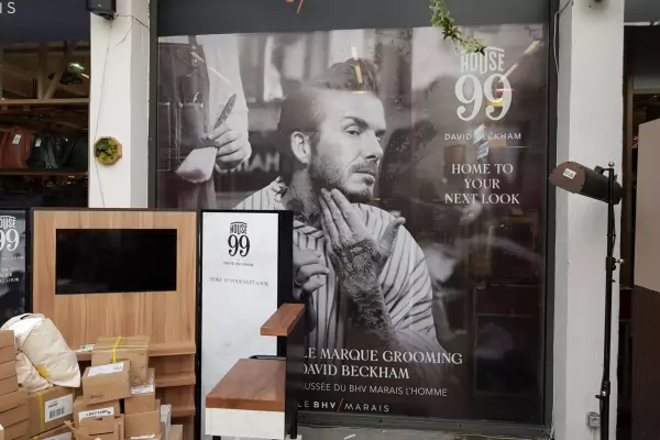 Micro-perforé : adhésif et sticker pour vitrine image 2